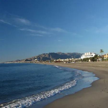 Duplex Espectacular En Primera Linea Naturista! *